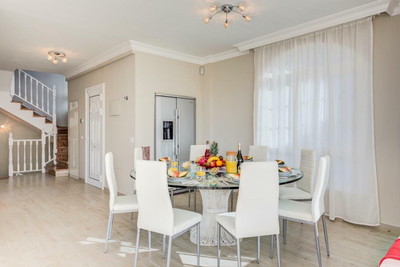 Luxury White Villa With Sea View, Heated Pool Costa Adeje  Kültér fotó