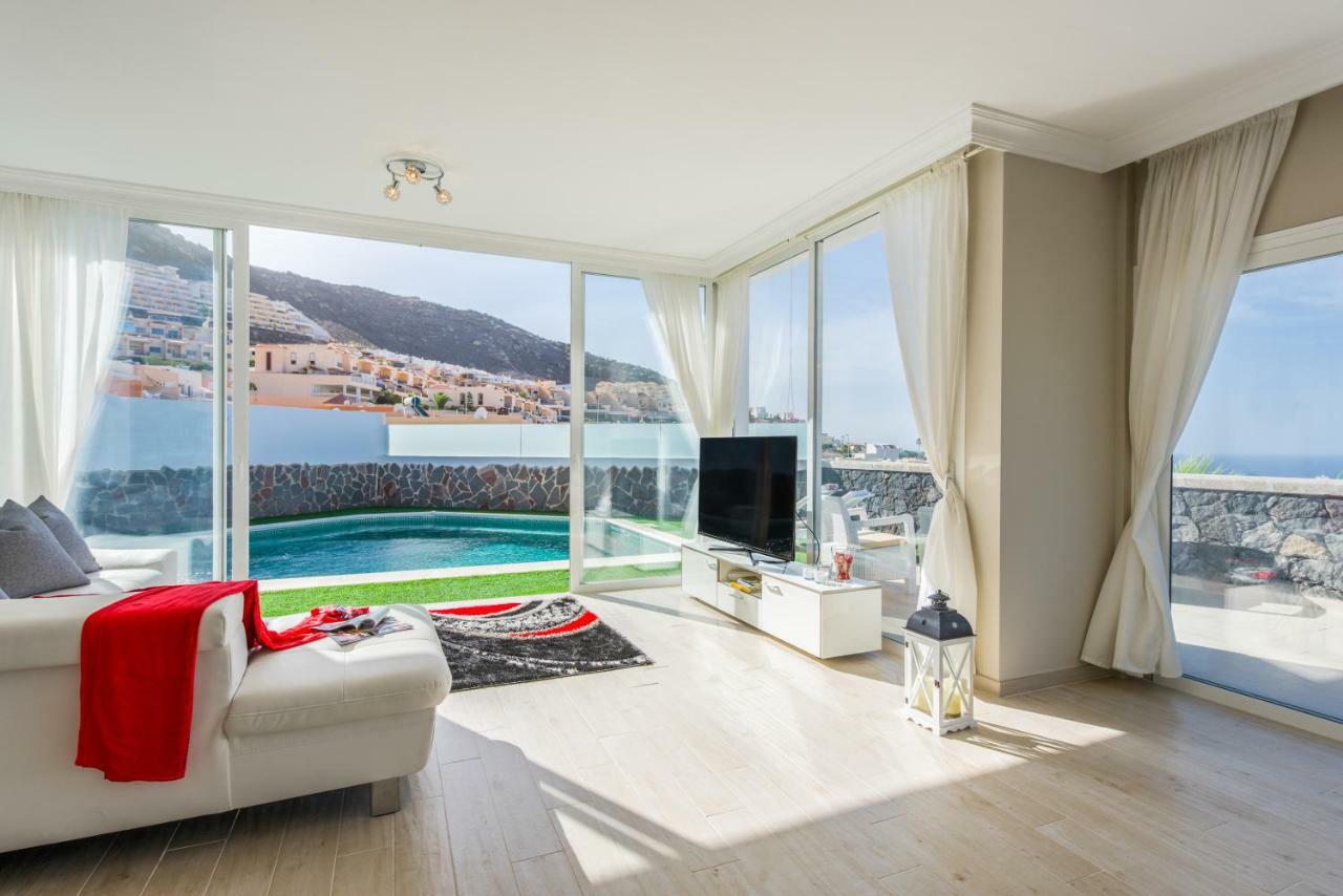 Luxury White Villa With Sea View, Heated Pool Costa Adeje  Kültér fotó