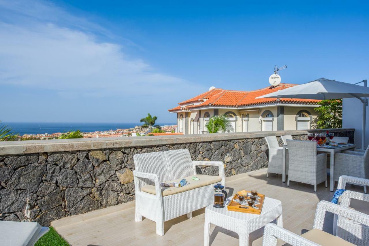 Luxury White Villa With Sea View, Heated Pool Costa Adeje  Kültér fotó