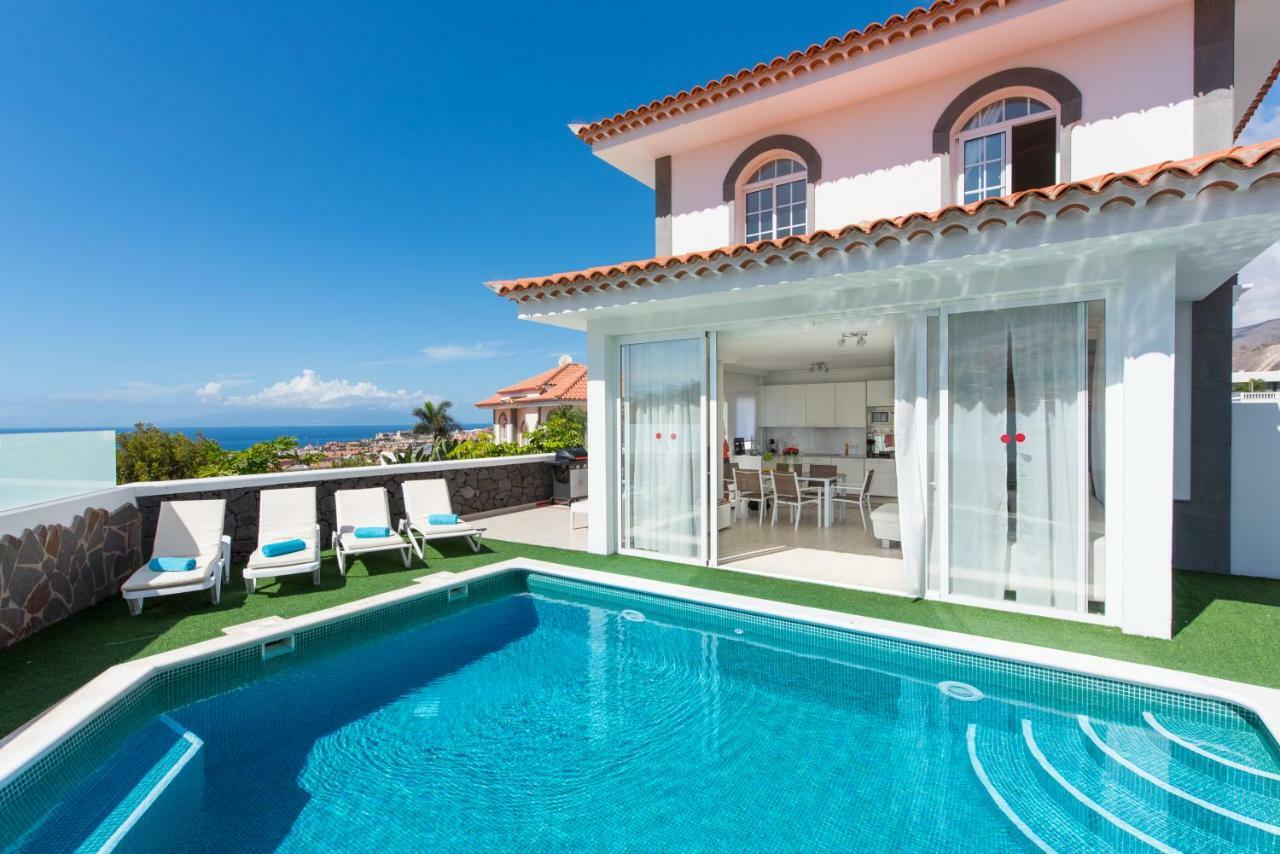 Luxury White Villa With Sea View, Heated Pool Costa Adeje  Kültér fotó