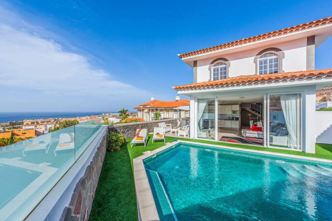 Luxury White Villa With Sea View, Heated Pool Costa Adeje  Kültér fotó
